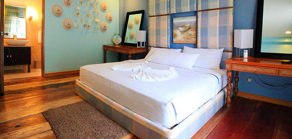 Tugawe Cove Resort Colongcocon Bagian luar foto
