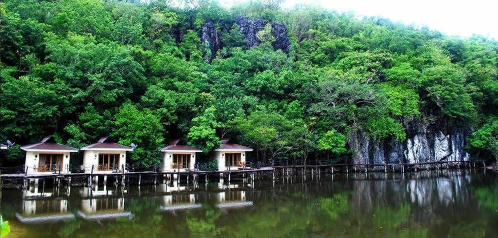 Tugawe Cove Resort Colongcocon Bagian luar foto